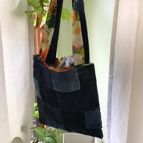 10x12” Shoulder Bag - Picture 1 of 4